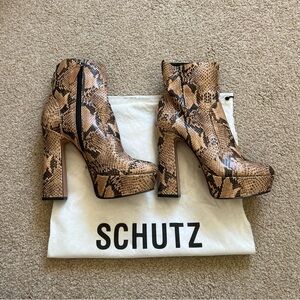 NWOT SCHUTZ Snake Print Leather Platform Boots